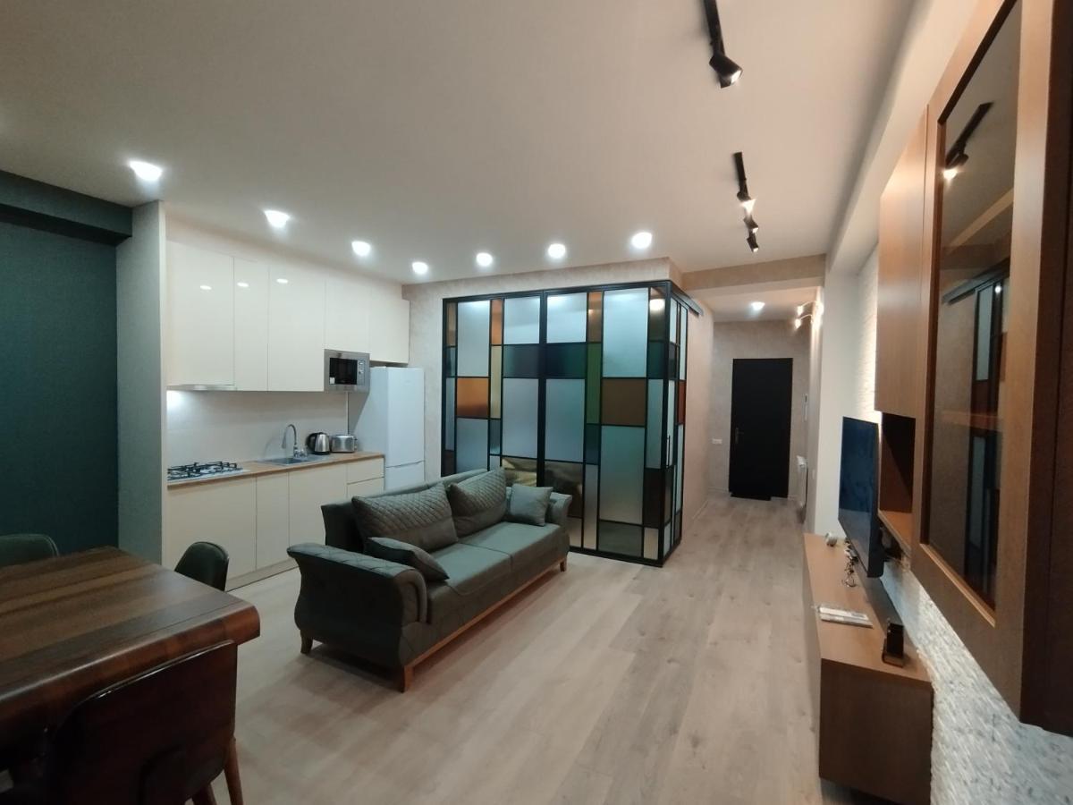 Apartament House Number 1 In Kutaisi Zewnętrze zdjęcie