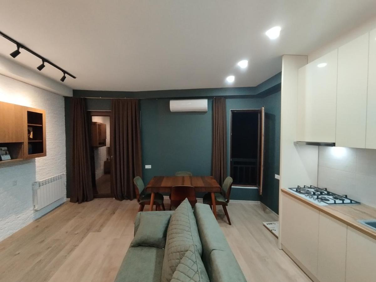 Apartament House Number 1 In Kutaisi Zewnętrze zdjęcie